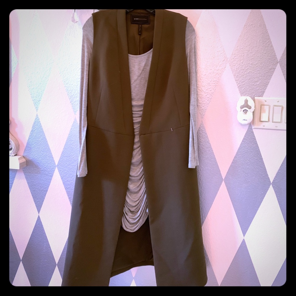 Long green BCBG vest